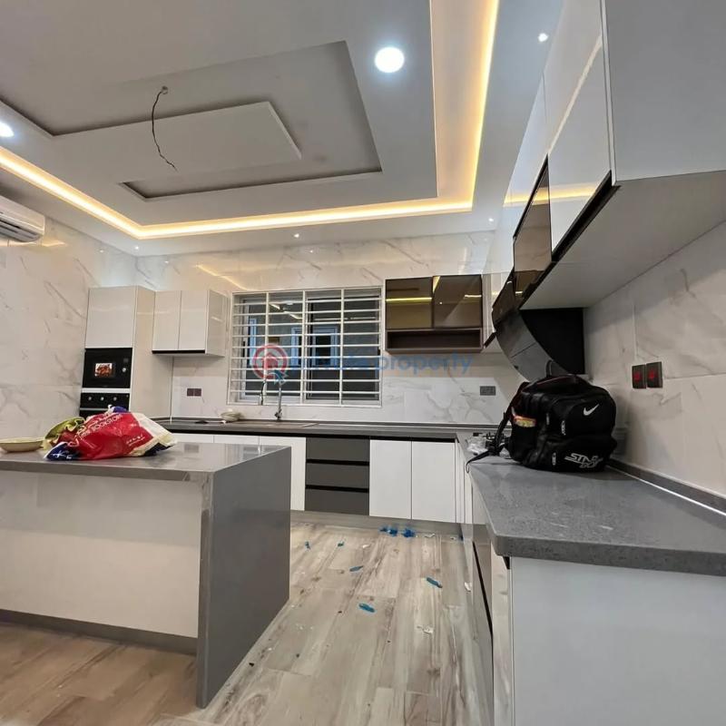 5 bedroom House For Sale Lakeside Estates. Adenta Municipal Accra - 9
