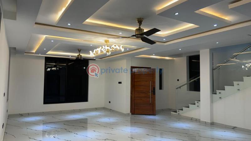 5 bedroom House For Sale Manet Spintex Accra - 1