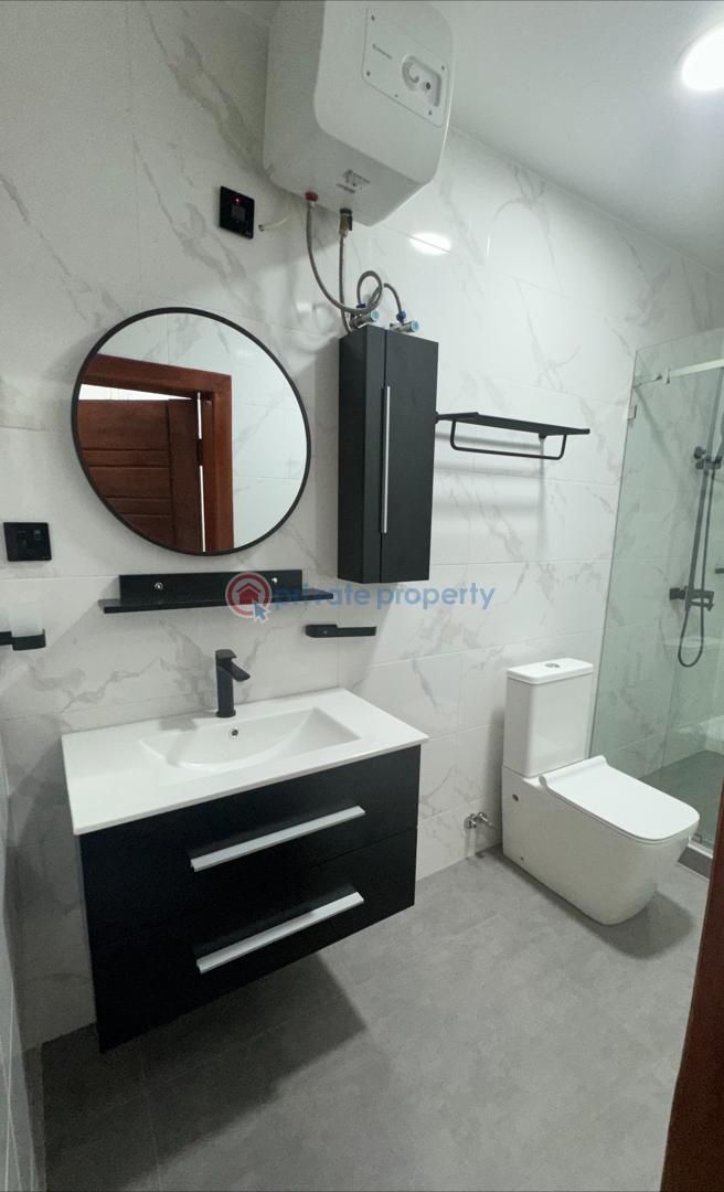 5 bedroom House For Sale Manet Spintex Accra - 13