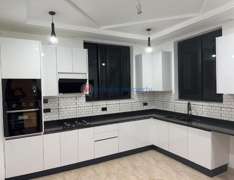 5 bedroom House For Sale Manet Spintex Accra - 6