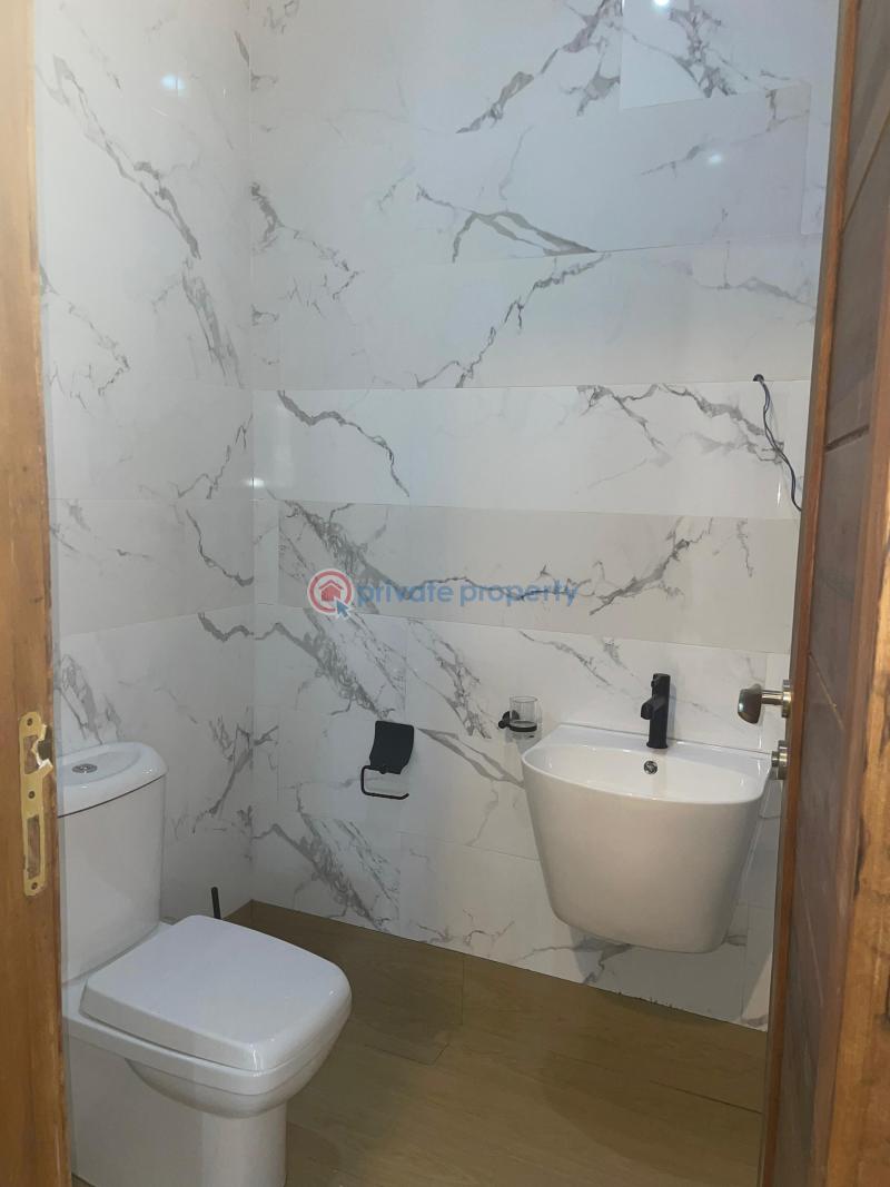 5 bedroom House For Sale Kwabenya Ga East Municipal Accra - 11