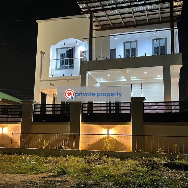 6 bedroom House For Sale Tema Accra - 4