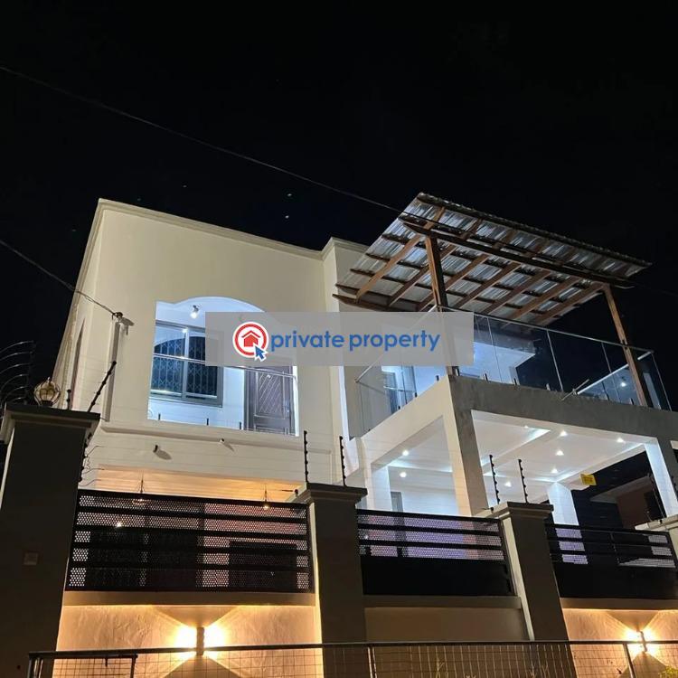 6 bedroom House For Sale Tema Accra - 1