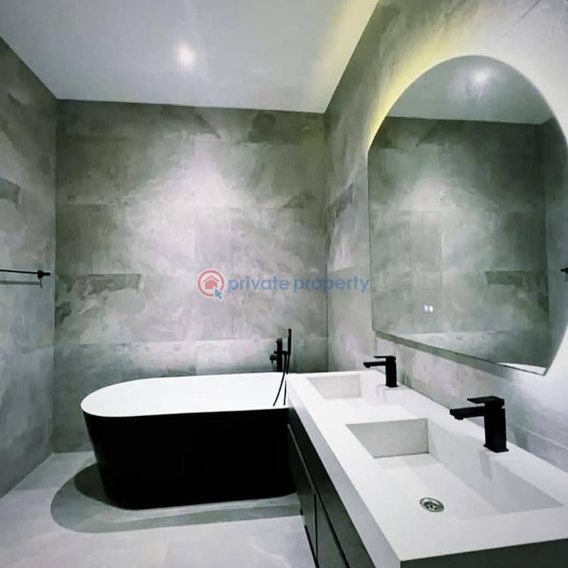 7 bedroom House For Sale Tse Addo Accra - 9