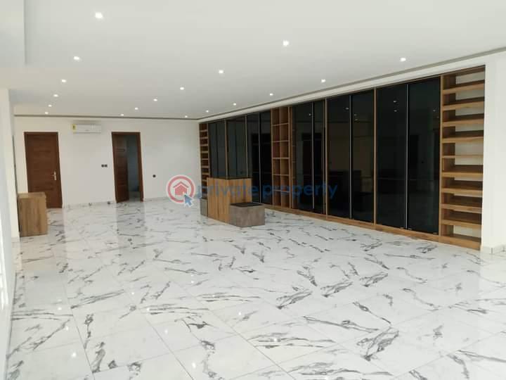 8 bedroom House For Sale Kay Billie Klaer International School Adjiringanor East Legon Accra - 9