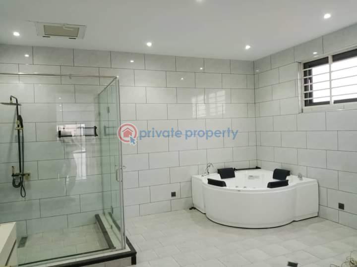 8 bedroom House For Sale Kay Billie Klaer International School Adjiringanor East Legon Accra - 7
