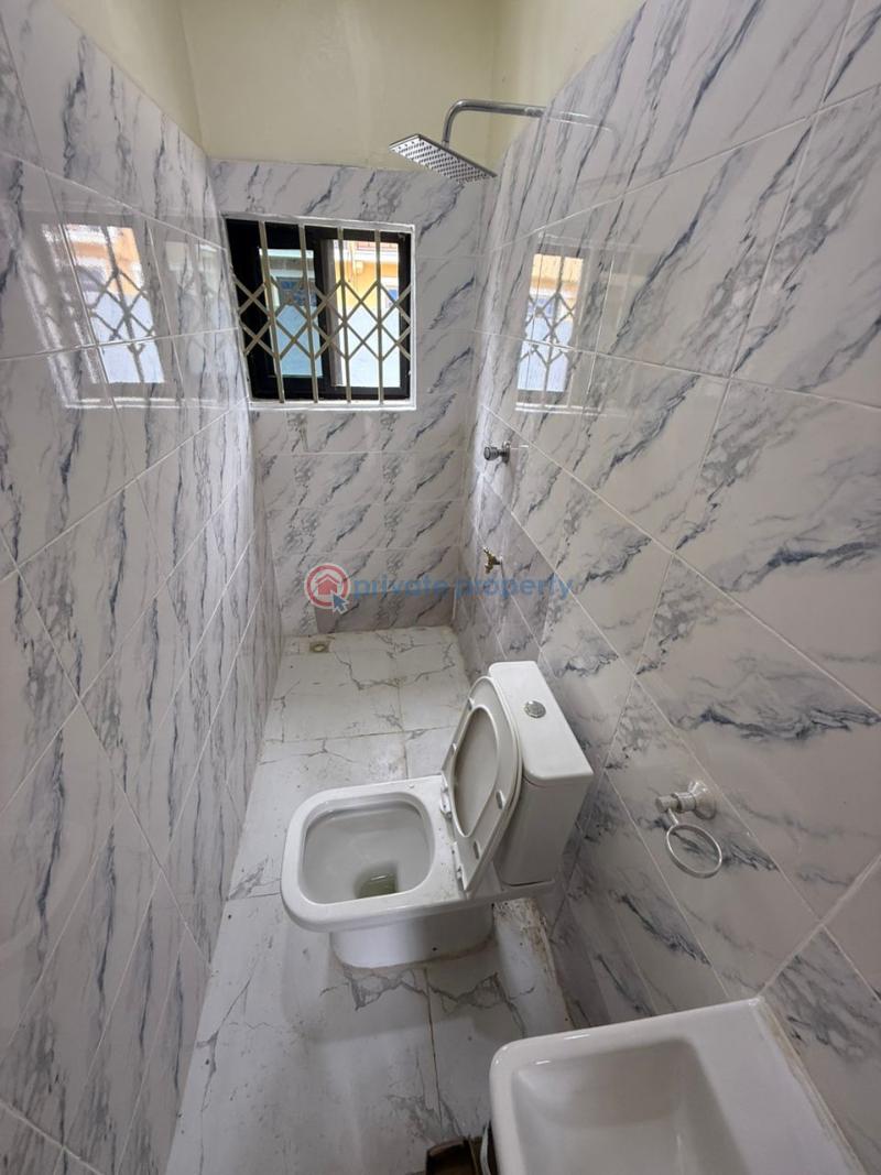 7 bedroom House For Sale Onyinase Awoshie Ga Central Municipal Accra - 4