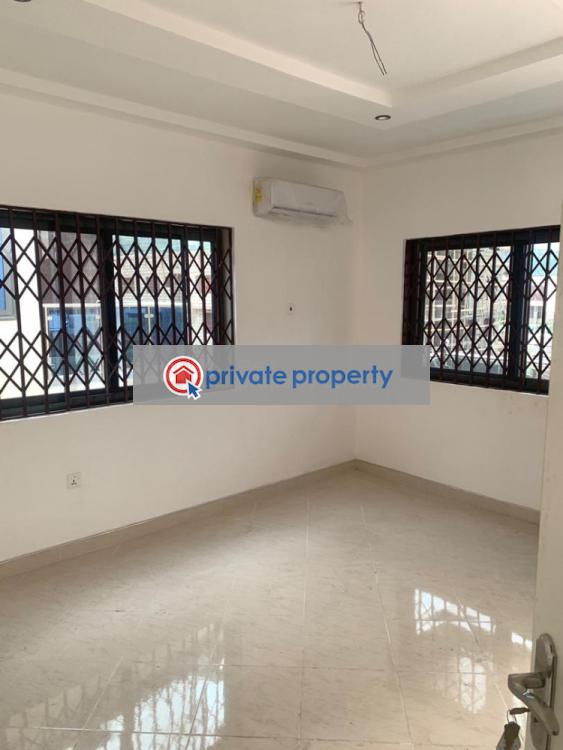 4 bedroom Townhouse For Sale &nbsp;oyarifa Mall Enclaves Oyarifa La Nkwantanang Madina Municipal Accra - 8