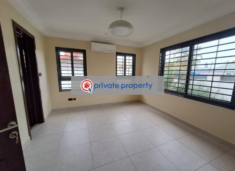 4 bedroom Townhouse For Sale &nbsp;sakumono. Sakumono Tema Accra - 10