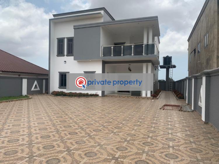 4 bedroom Townhouse For Sale &nbsp;achimota Kingsby Hotel Street Achimota Accra - 2