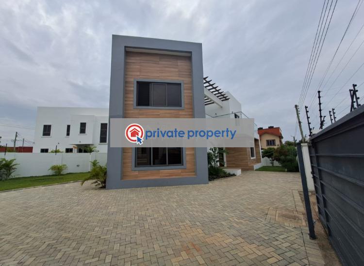 4 bedroom Townhouse For Sale &nbsp;sakumono Tema Accra - 2