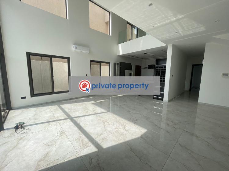 5 bedroom House For Sale &nbsp;ashaley Botswe Lakeside Estate East Legon Accra - 8