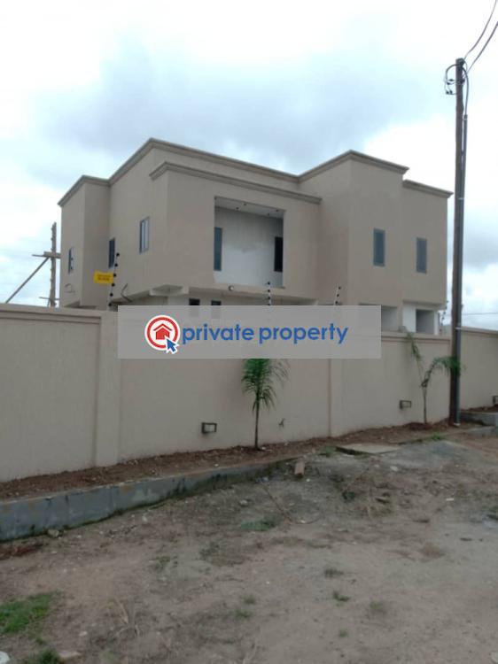 4 bedroom Detached Bungalow For Sale &nbsp;kasoa New Market Road Accra Metropolitan  - 2