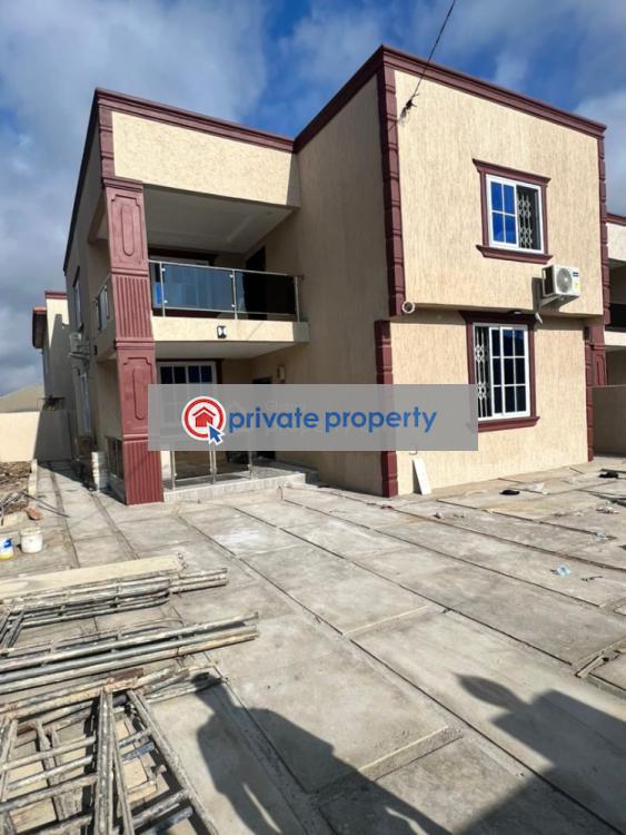 4 bedroom Townhouse For Sale &nbsp;pokuase Accra Metropolitan  - 1
