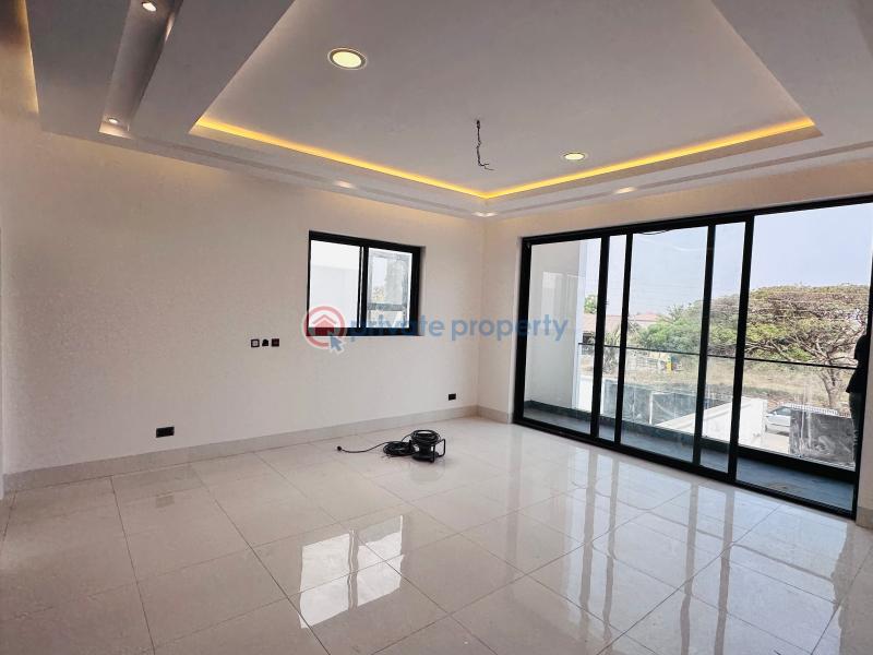 4 bedroom House For Sale Spintex Baatsonaa Kotobabi Accra - 4