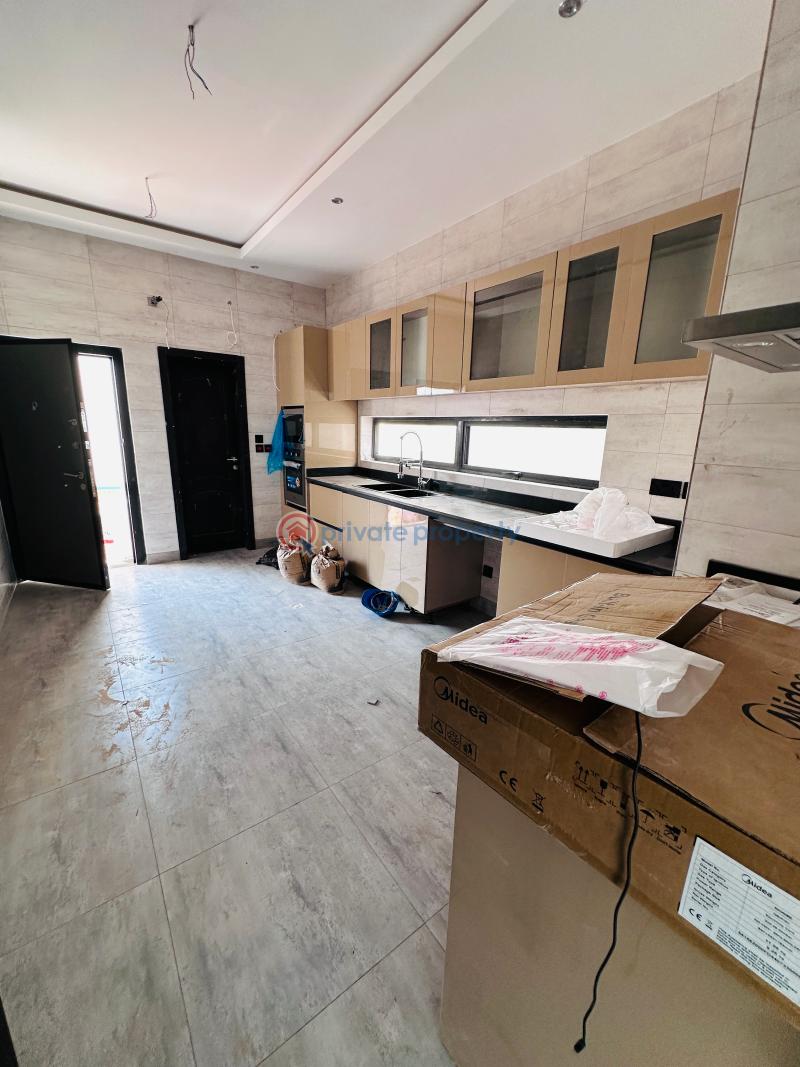 4 bedroom House For Sale Spintex Baatsonaa Kotobabi Accra - 16