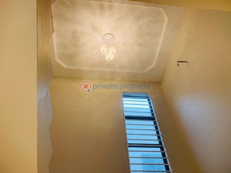 5 bedroom House For Sale Lakeside Estates. Adenta Municipal Accra - 9