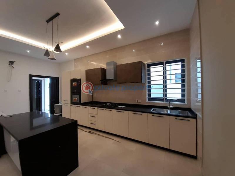 5 bedroom House For Sale Lakeside Estates. Adenta Municipal Accra - 7
