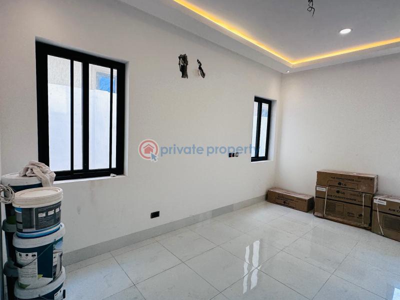 4 bedroom House For Sale Spintex Baatsonaa Kotobabi Accra - 15
