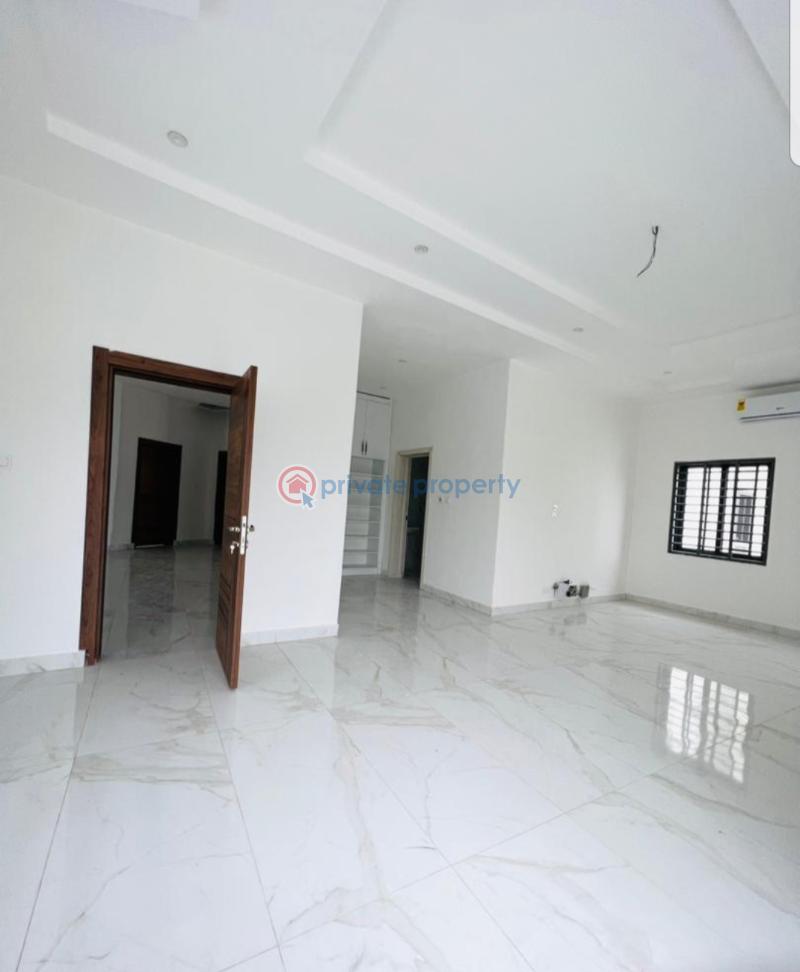 4 bedroom Terraced Duplex For Sale School Junction Adjirnganon School Junction Adjiringanor East Legon Accra - 11