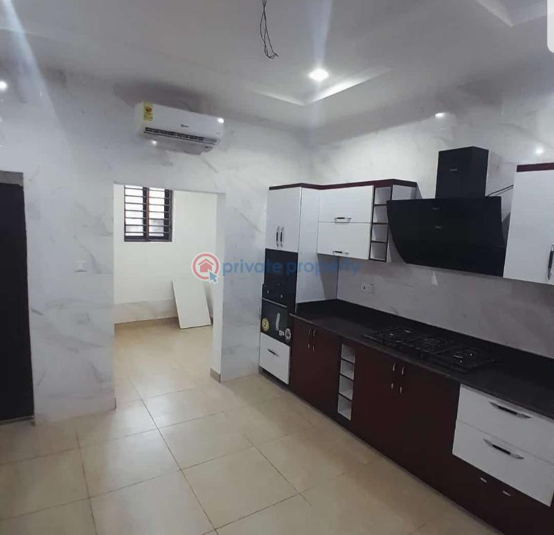 4 bedroom Terraced Duplex For Sale School Junction Adjirnganon School Junction Adjiringanor East Legon Accra - 16