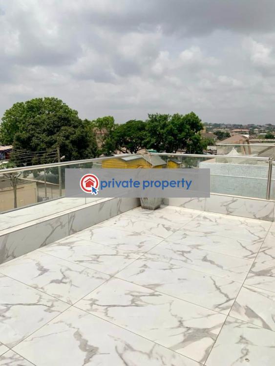 5 bedroom House For Sale Achimota Accra - 19