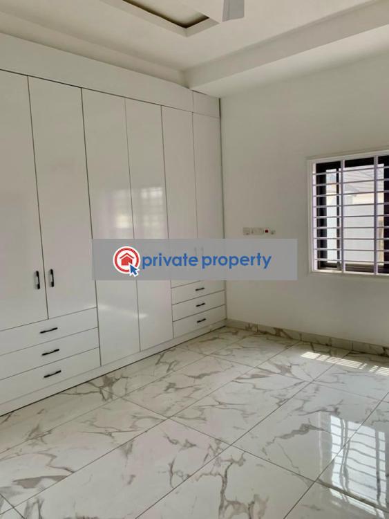 5 bedroom House For Sale Achimota Accra - 6