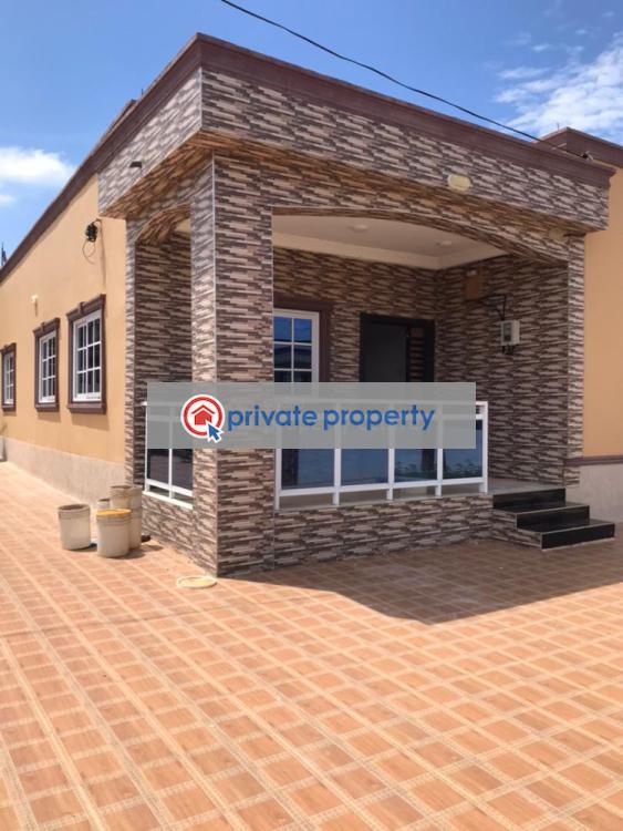 3 bedroom Semi detached Bungalow For Sale community 22 Annex Borla