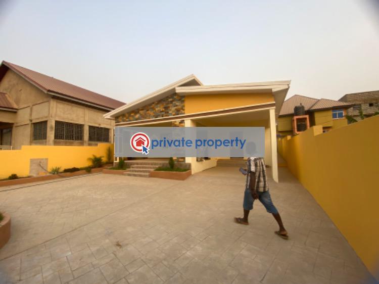 3 bedroom Detached Bungalow For Sale &nbsp;amasaman Ga West Municipal Accra - 1
