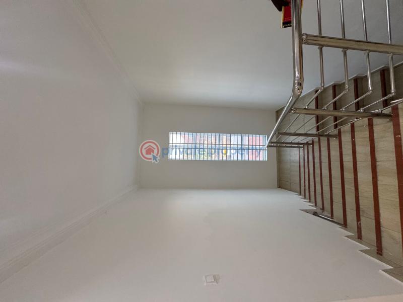 4 bedroom House For Sale Konkromoase Santasi Kumasi Metropolitan Ashanti - 2