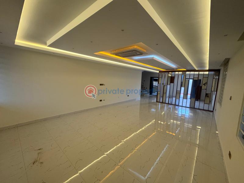 4 bedroom House For Sale Kwanwoma On Ahodwo Sokoban Road. Kumasi Metropolitan Ashanti - 7