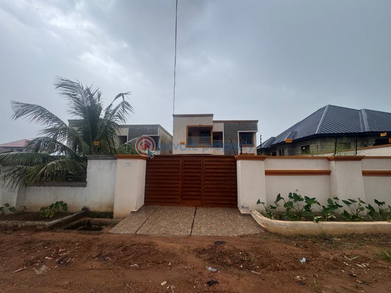 4 bedroom House For Sale Yabi Kwadaso Agric Road Kumasi Metropolitan Ashanti - 11
