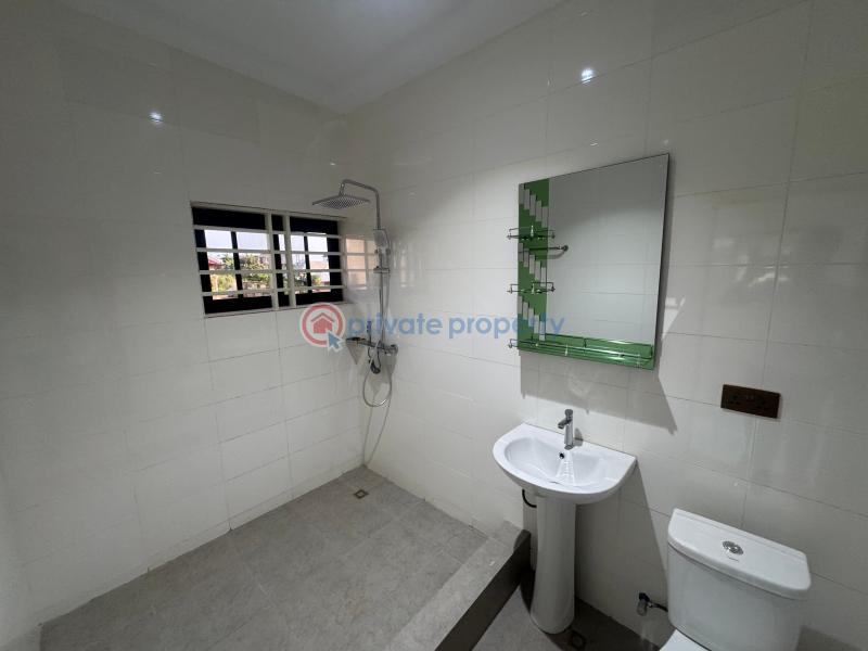4 bedroom House For Sale Kwanwoma On Ahodwo Sokoban Road. Kumasi Metropolitan Ashanti - 11