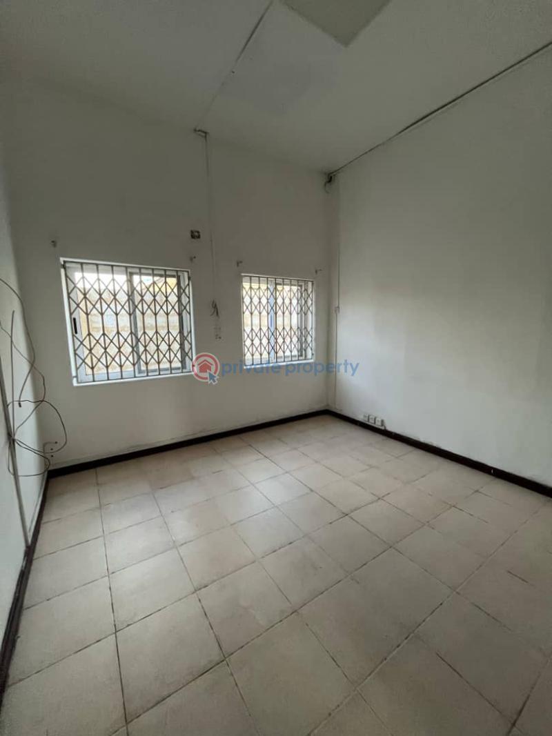 5 bedroom House For Rent Asylum Down Accra - 7