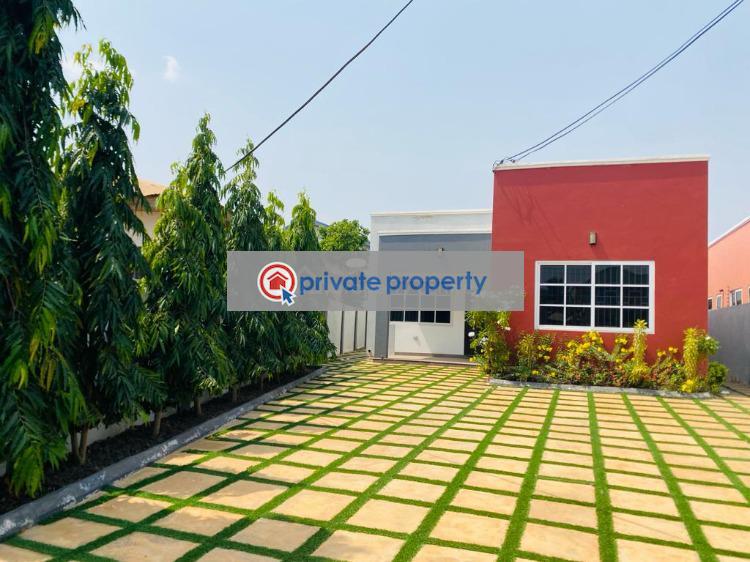 3 bedroom Detached Bungalow For Sale Adenta Municipal Accra - 2