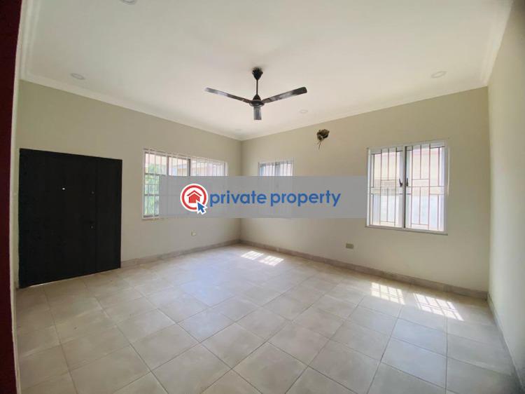 3 bedroom Detached Bungalow For Sale Adenta Municipal Accra - 17