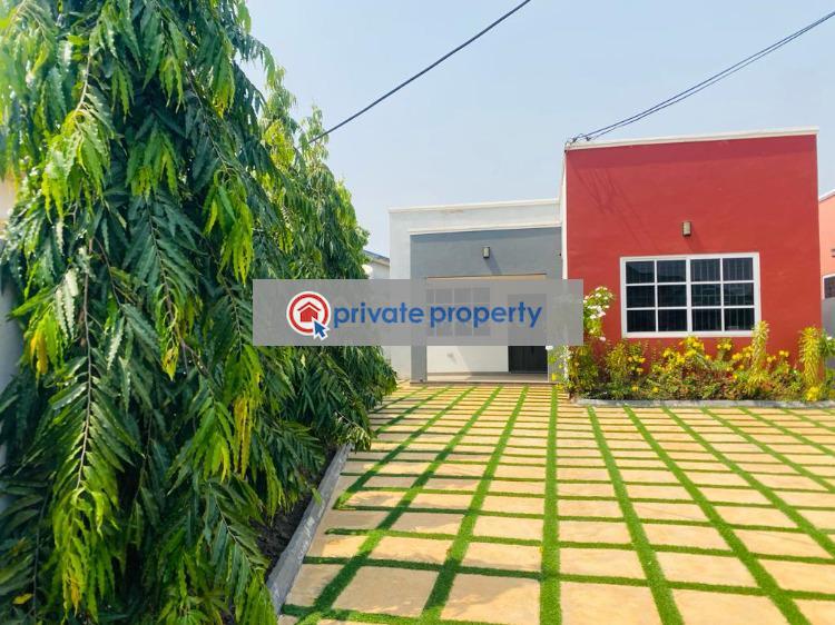 3 bedroom Detached Bungalow For Sale Adenta Municipal Accra - 4