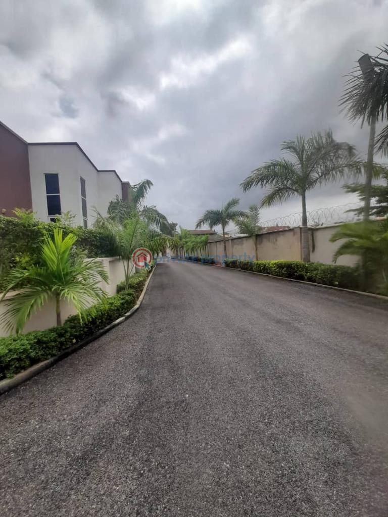 4 bedroom Detached Duplex For Sale Pilla 2 Dome Ga East Municipal Accra - 5