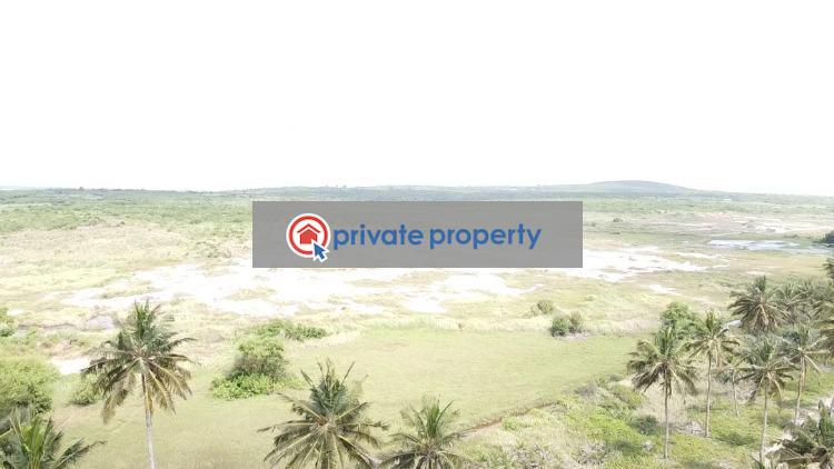 Mixed use Land For Sale &nbsp;gyangyanadze Effutu Municipal Central Region - 3
