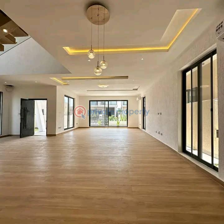 4 bedroom Townhouse For Sale West Trasacco Adjiringanor East Legon Accra - 2