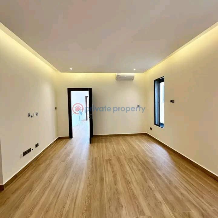 4 bedroom Townhouse For Sale West Trasacco Adjiringanor East Legon Accra - 8