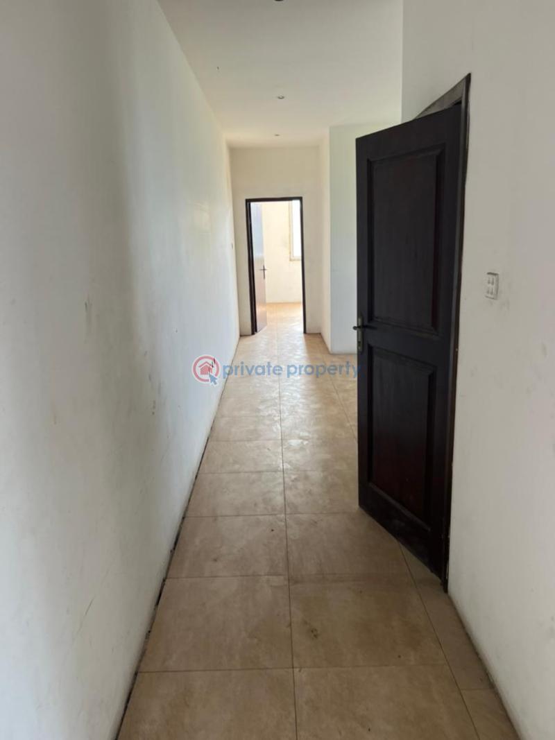 7 bedroom Office Space For Rent Accra Metropolitan  - 10