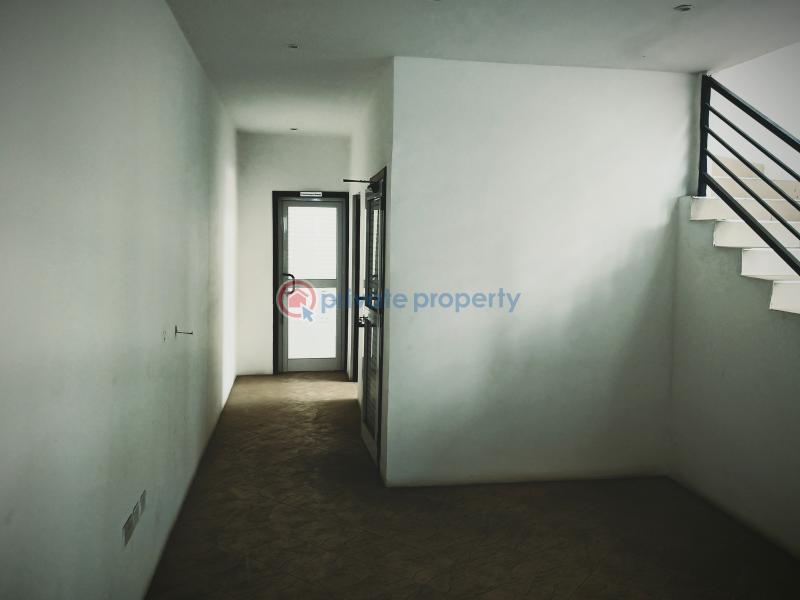7 bedroom Office Space For Rent Accra Metropolitan  - 13