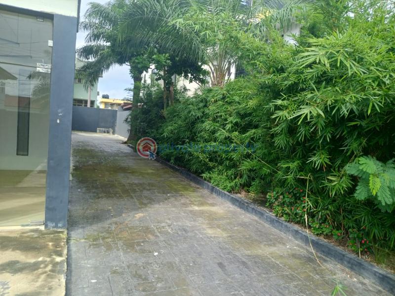 10 bedroom Commercial Property For Rent Osu Akoadjei Osu Accra - 13