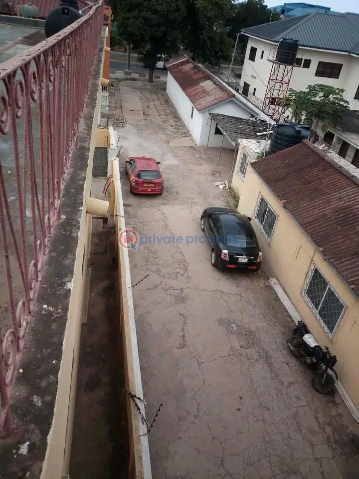 8 bedroom Commercial Property For Rent Around The Lebanese Embassy Osu Accra - 7
