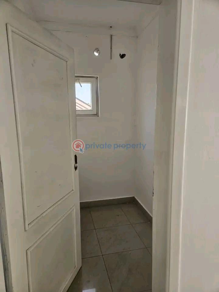 1 bedroom Commercial Property For Rent Ringroad Central Nima Accra - 3