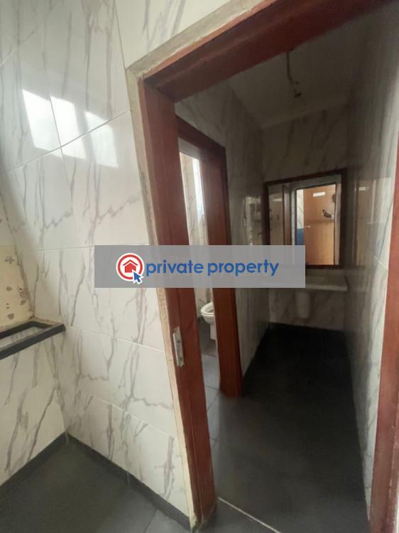 Commercial Property For Rent &nbsp;oxford Street Near Papaye Osu Accra - 4