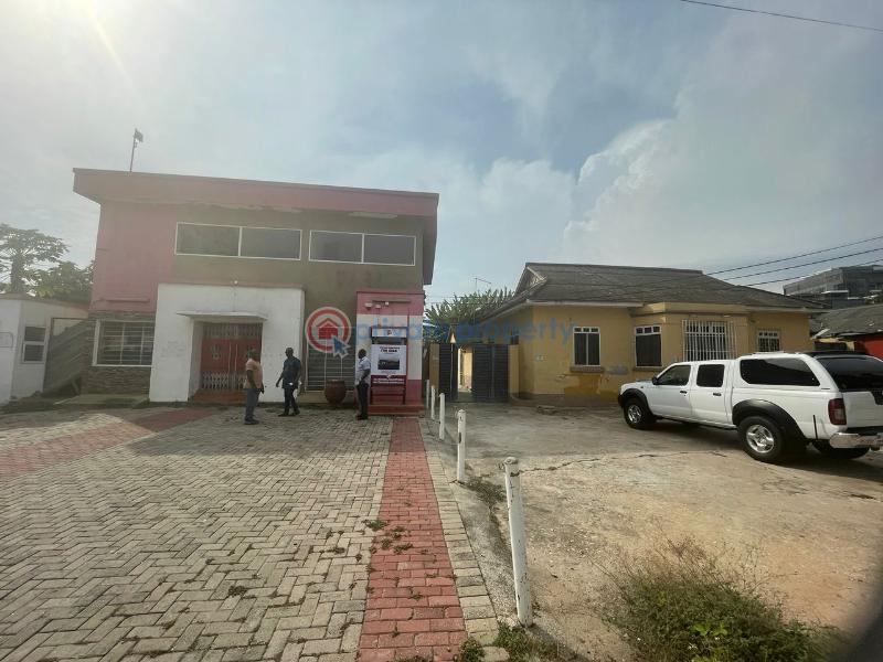 Commercial Property For Sale Oxford Street Around Photo Club Osu Accra - 0