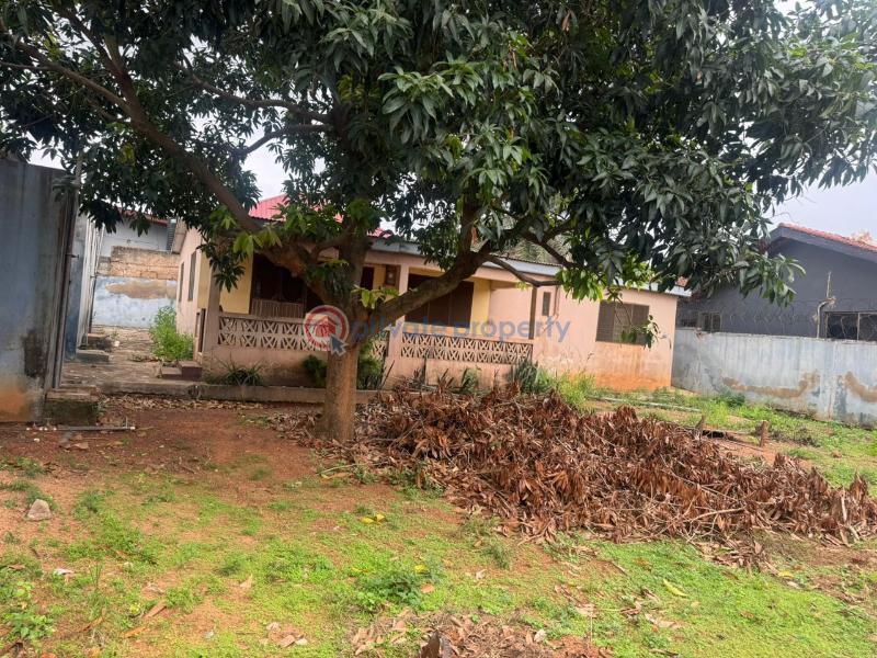 3 bedroom Commercial Land For Sale Tantra Hill Achimota Ga West Municipal Accra - 1