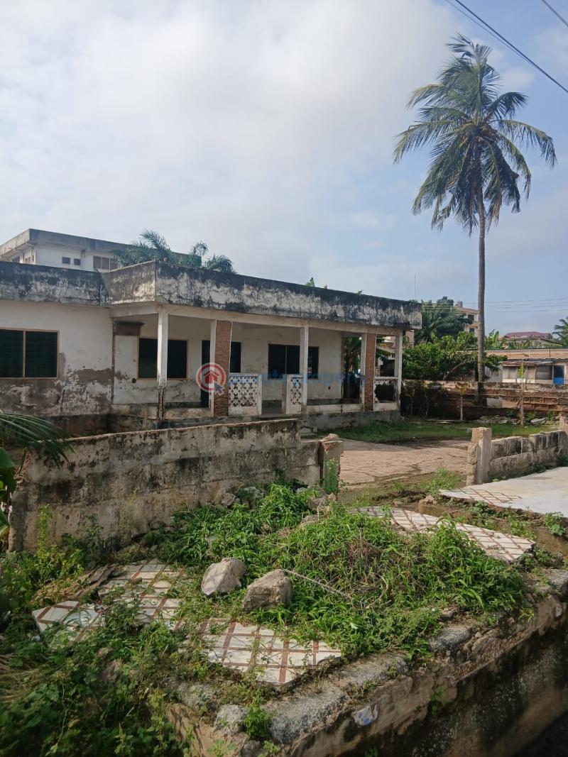 3 bedroom Detached Bungalow For Sale Sakaman Dansoman Accra - 1